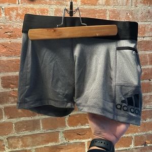 Adidas short with pocket